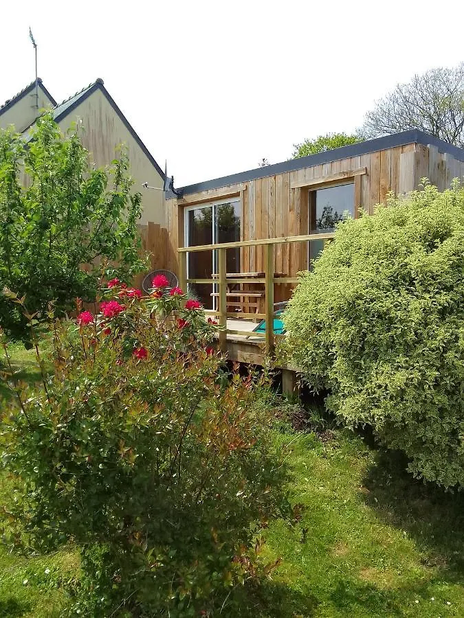 Tiny House Dans Jardin Arbore Perros-Guirec 0*,  France